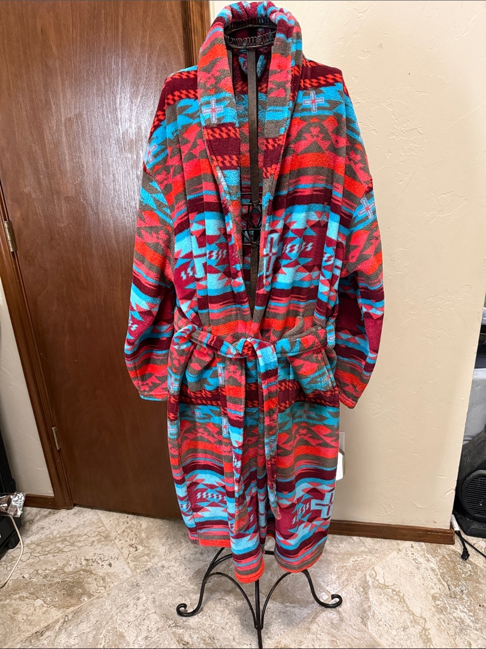 Cozy Aztec Fleece Robe in Red & Turquoise